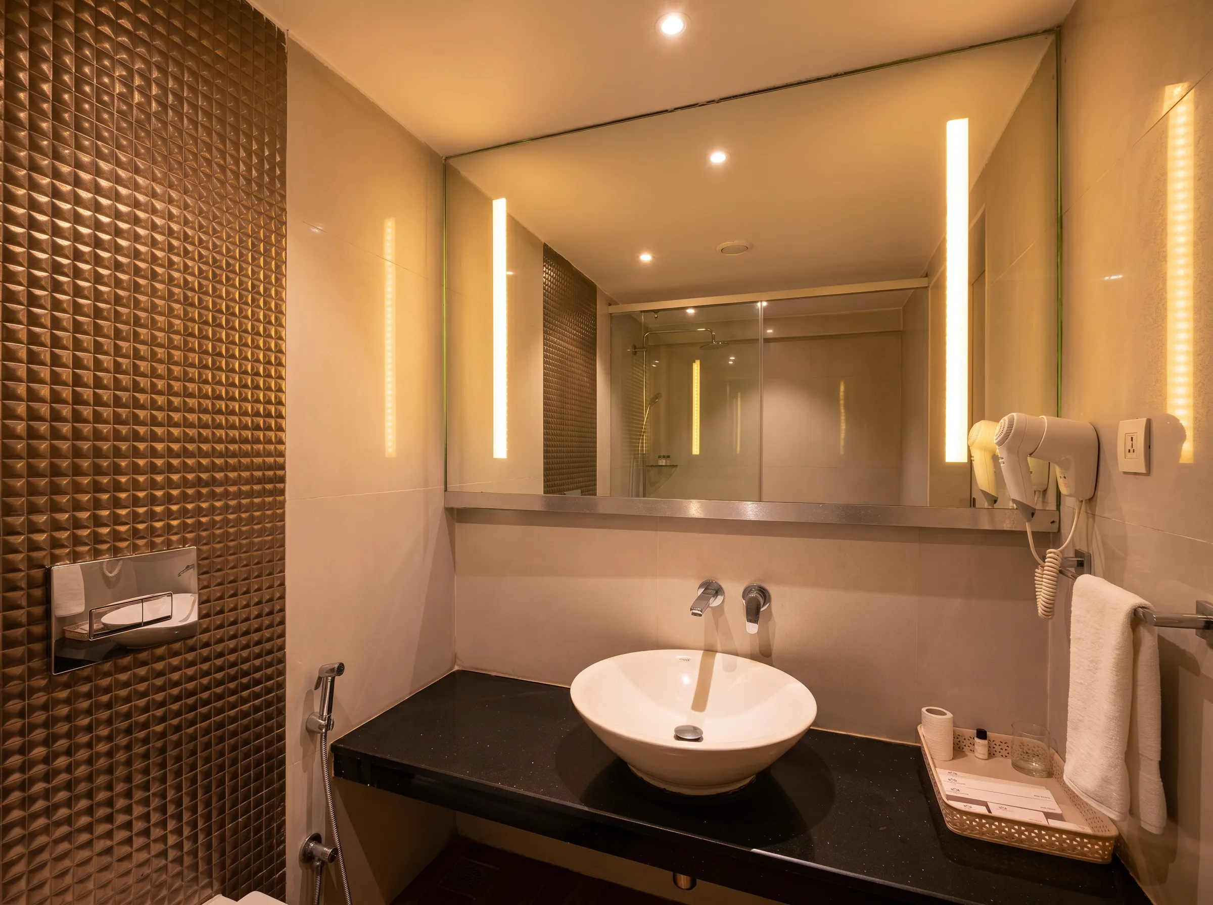 Emerald Room photograph 4