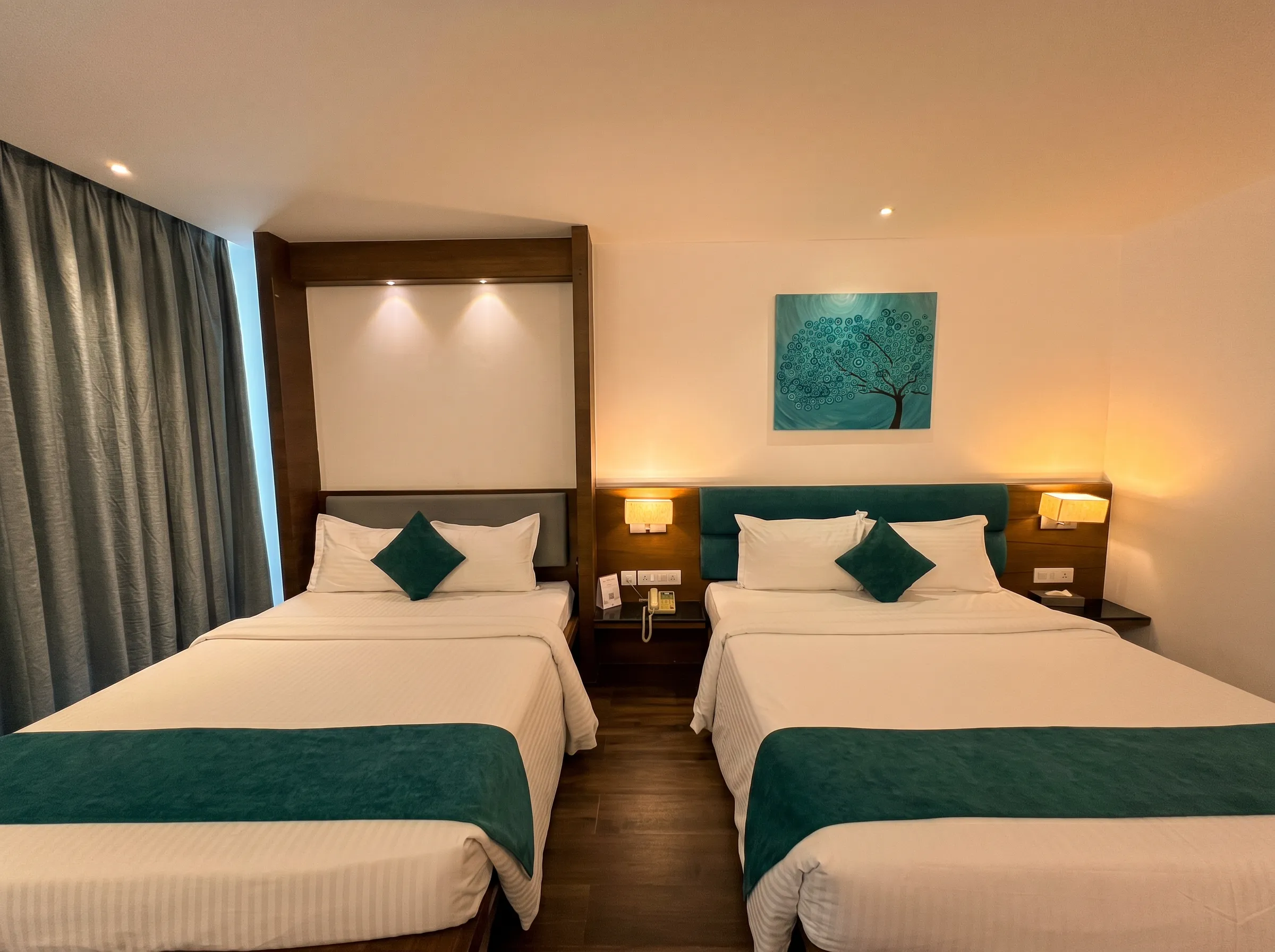 Emerald Room photograph 6