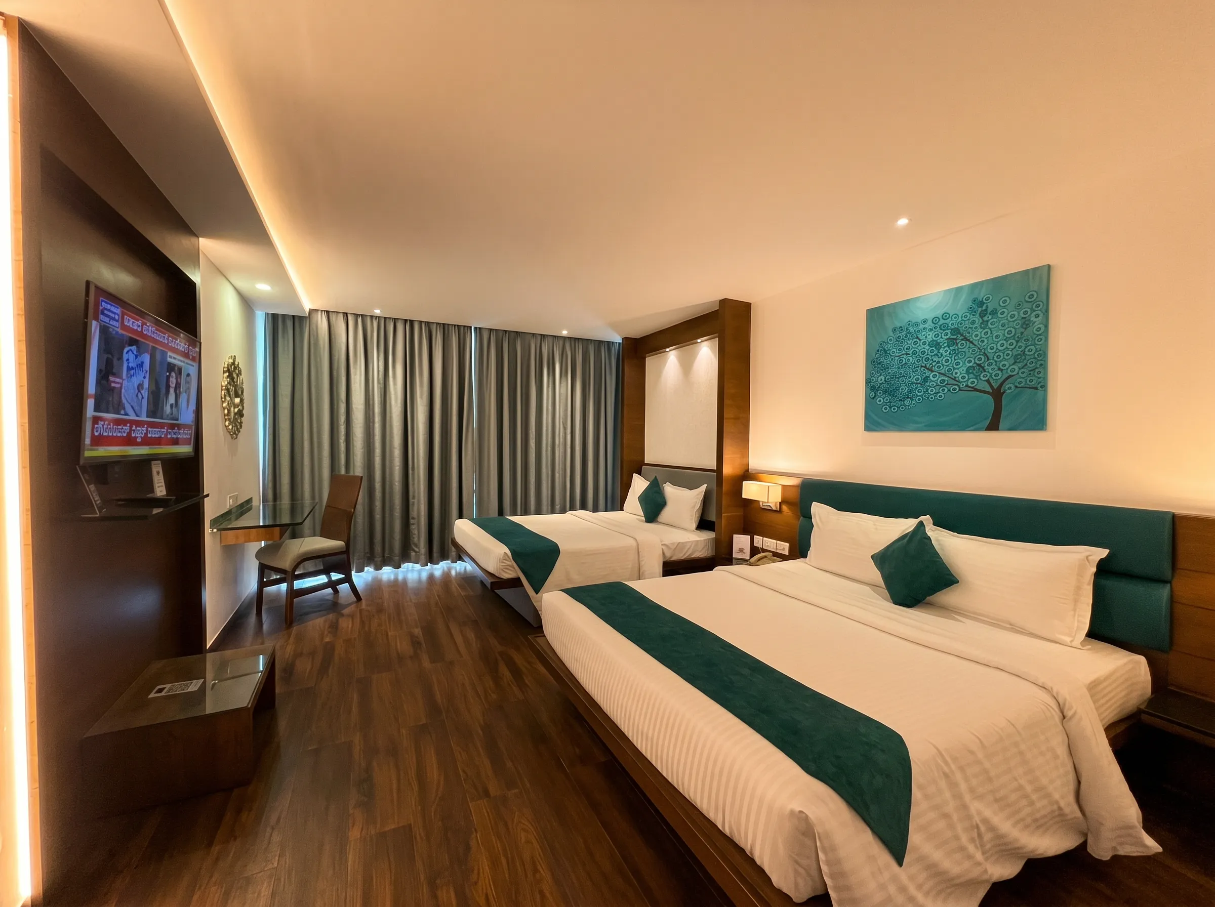 Emerald Room photograph 7